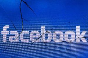 lasciare Facebook